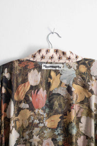 Floral shirt detail (DSC0554)