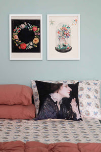 Artwork and floral decor on bed, DSC9582