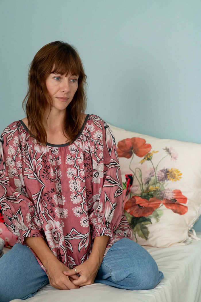 Woman in Hetti Top French Floral Lucy Jeans