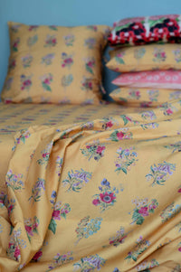 Summerland Sheets floral bedding set