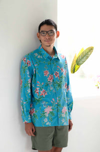 Ted Bluesette in floral shirt, DSC8738