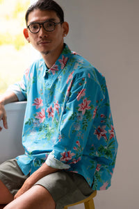 Ted Bluesette in floral shirt
