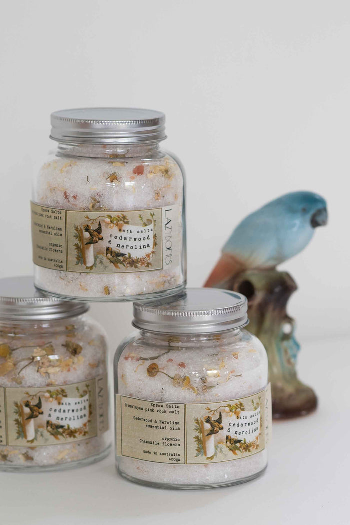 Cedarwood bath salts in jars, DSC4813