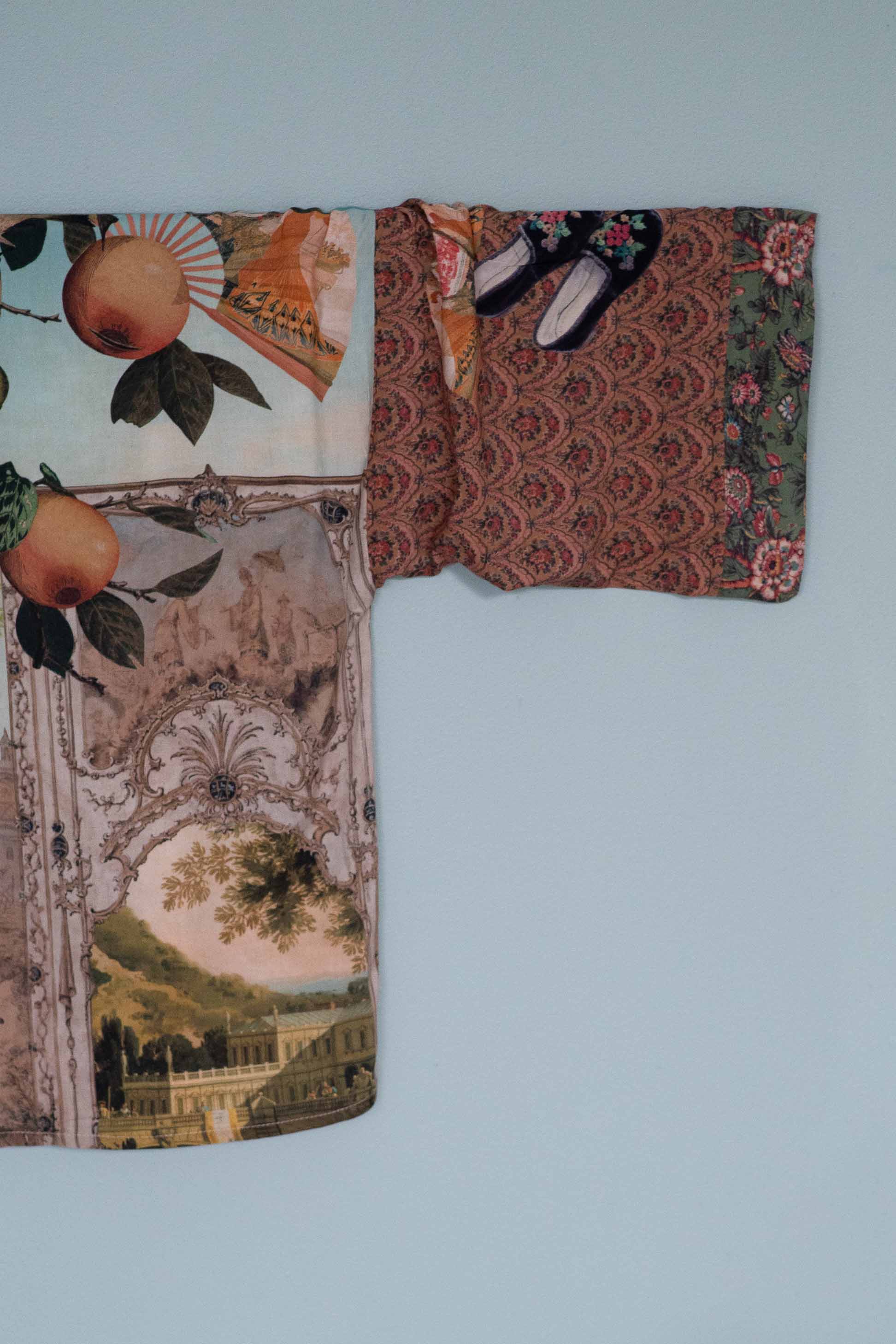 Kimono with fruit and floral design