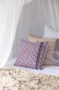 ernating leaf pattern cushion cover on bed, view of the park pillowcase set.