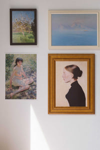 Art prints of women and landscape, Lys MG 2459