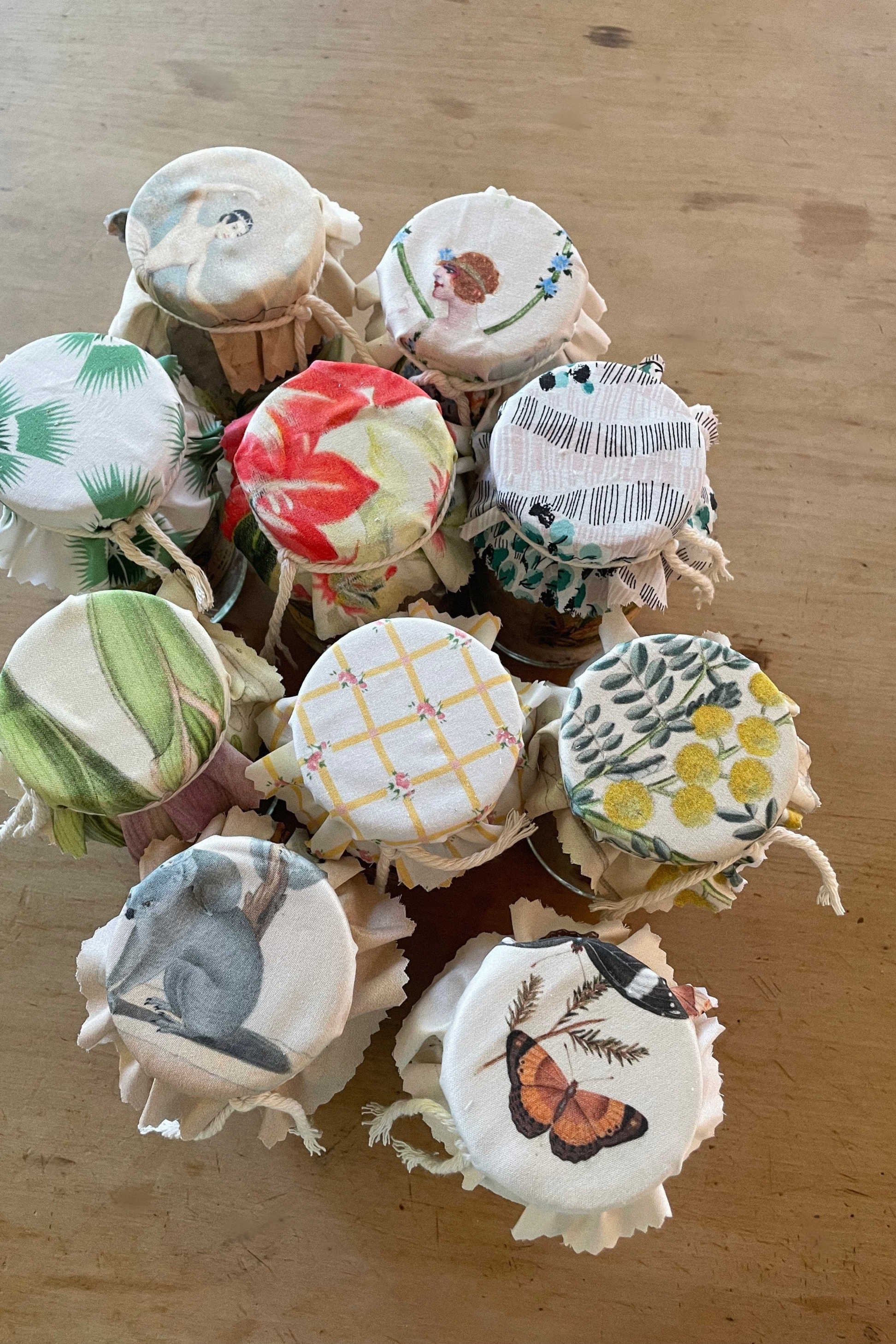 Bath salts jars with decorative fabric lids