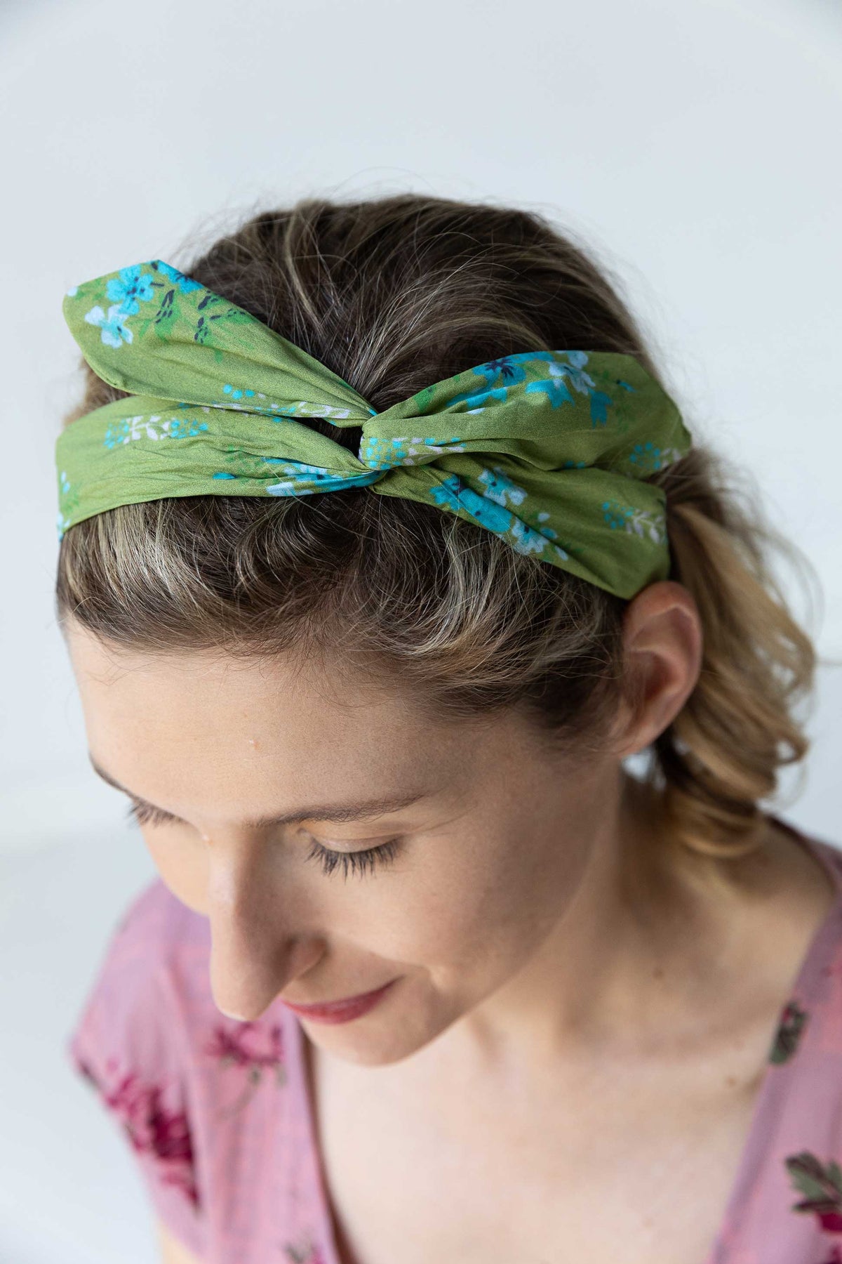 Hair wrap in Avonlea Moss