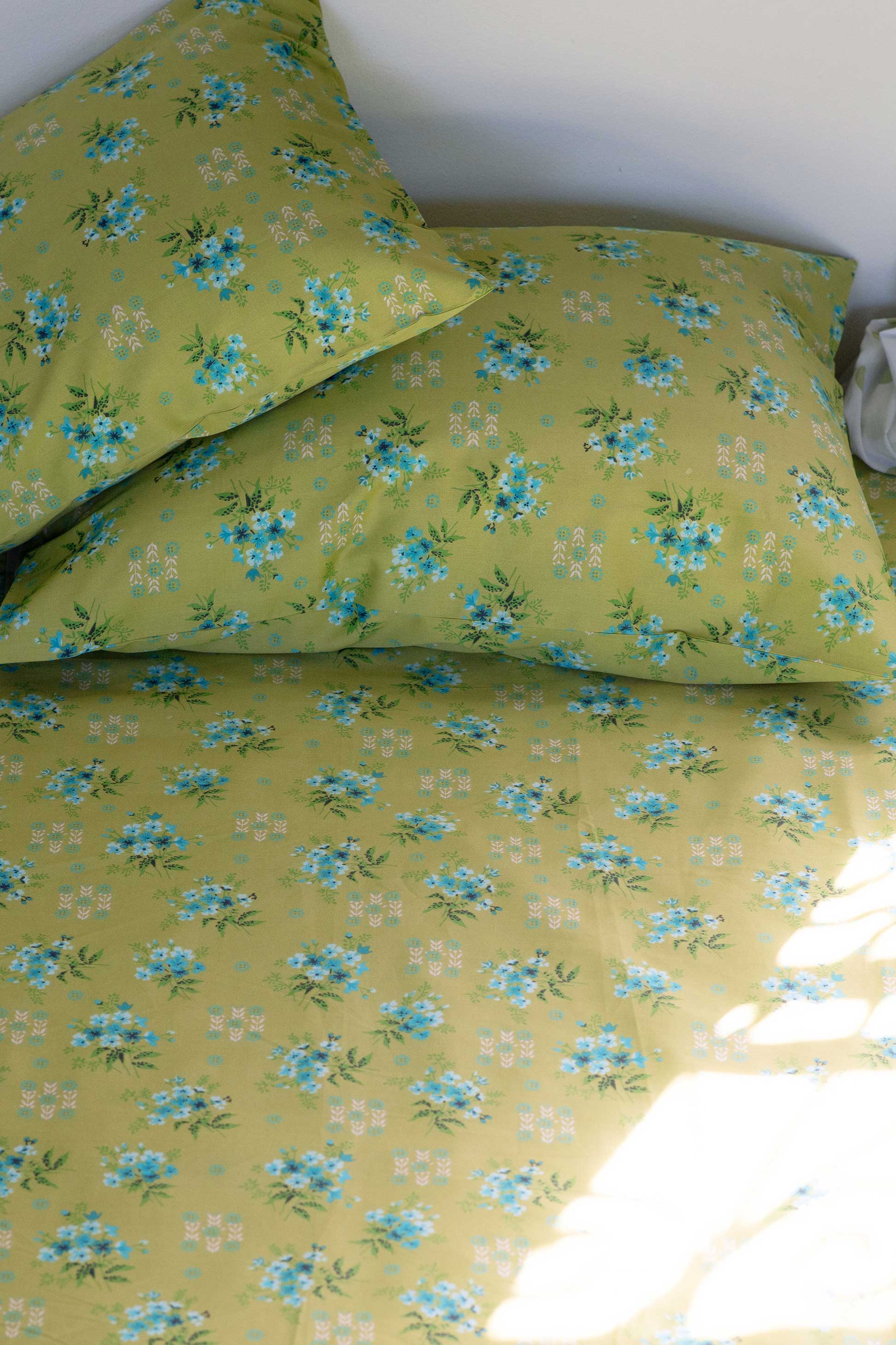 Pillowcase set in Avonlea Moss *organic cotton