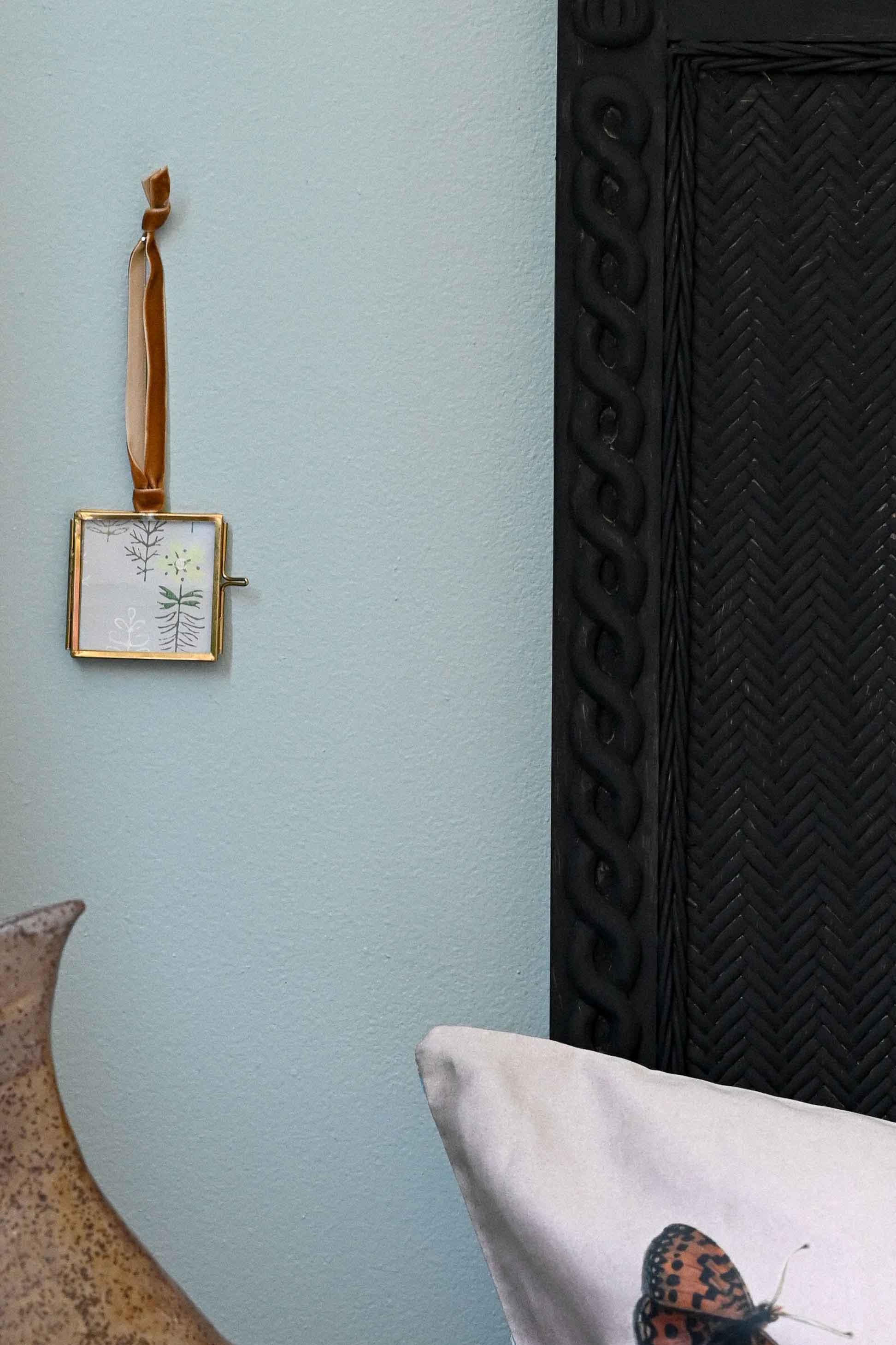 Mini Frame mustard velvet