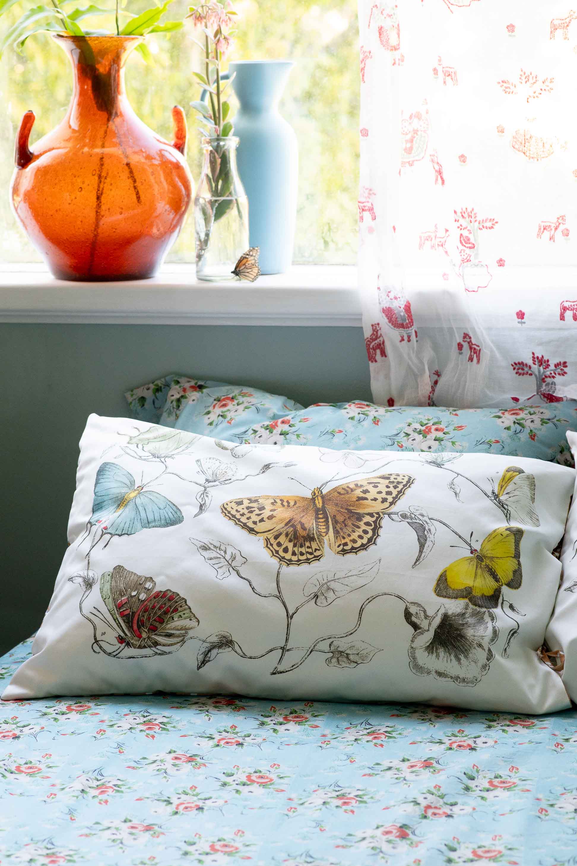 Butterflies organic cotton pillowcase set