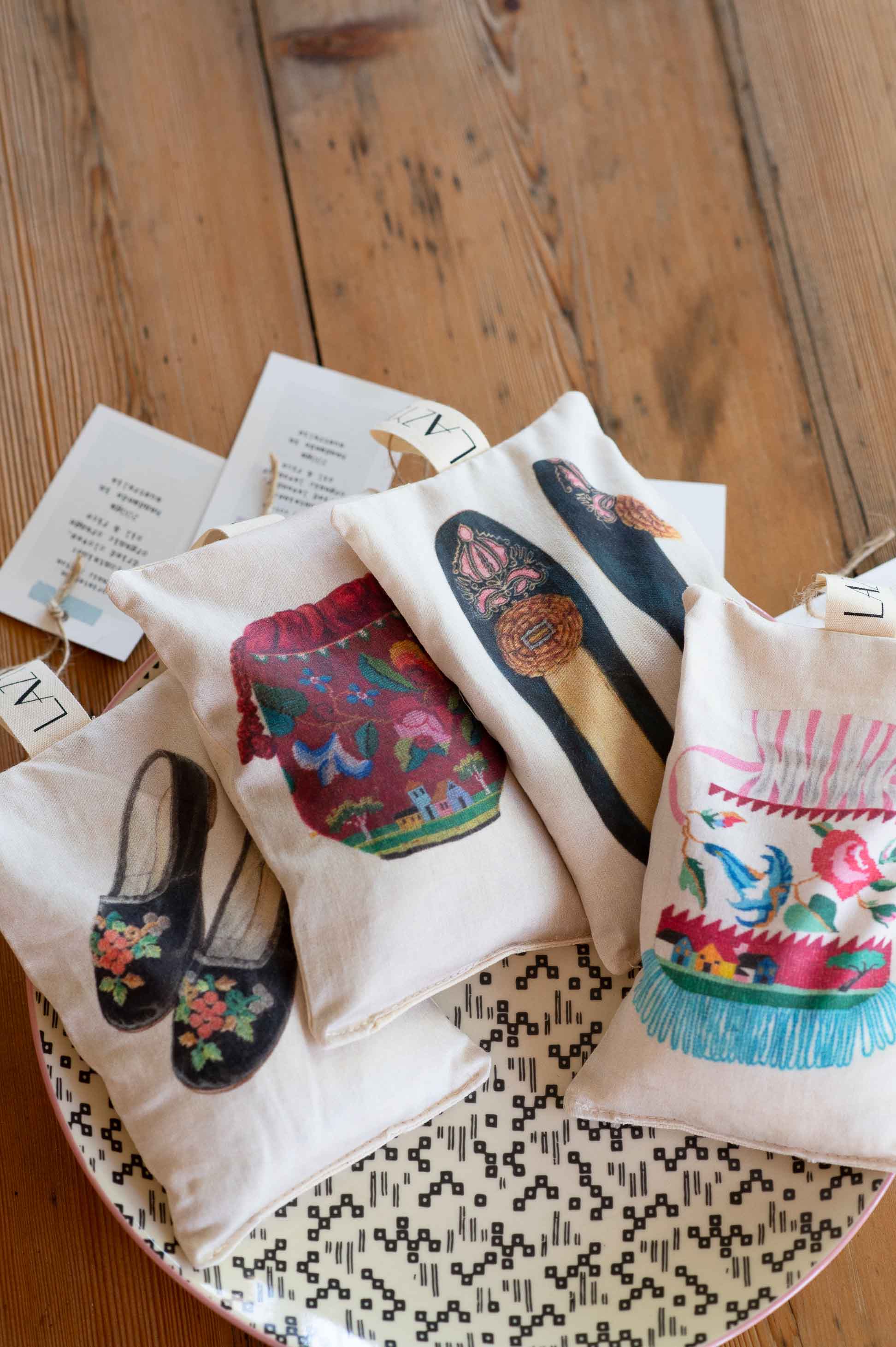 Scented Sachet Slippers - Lavender