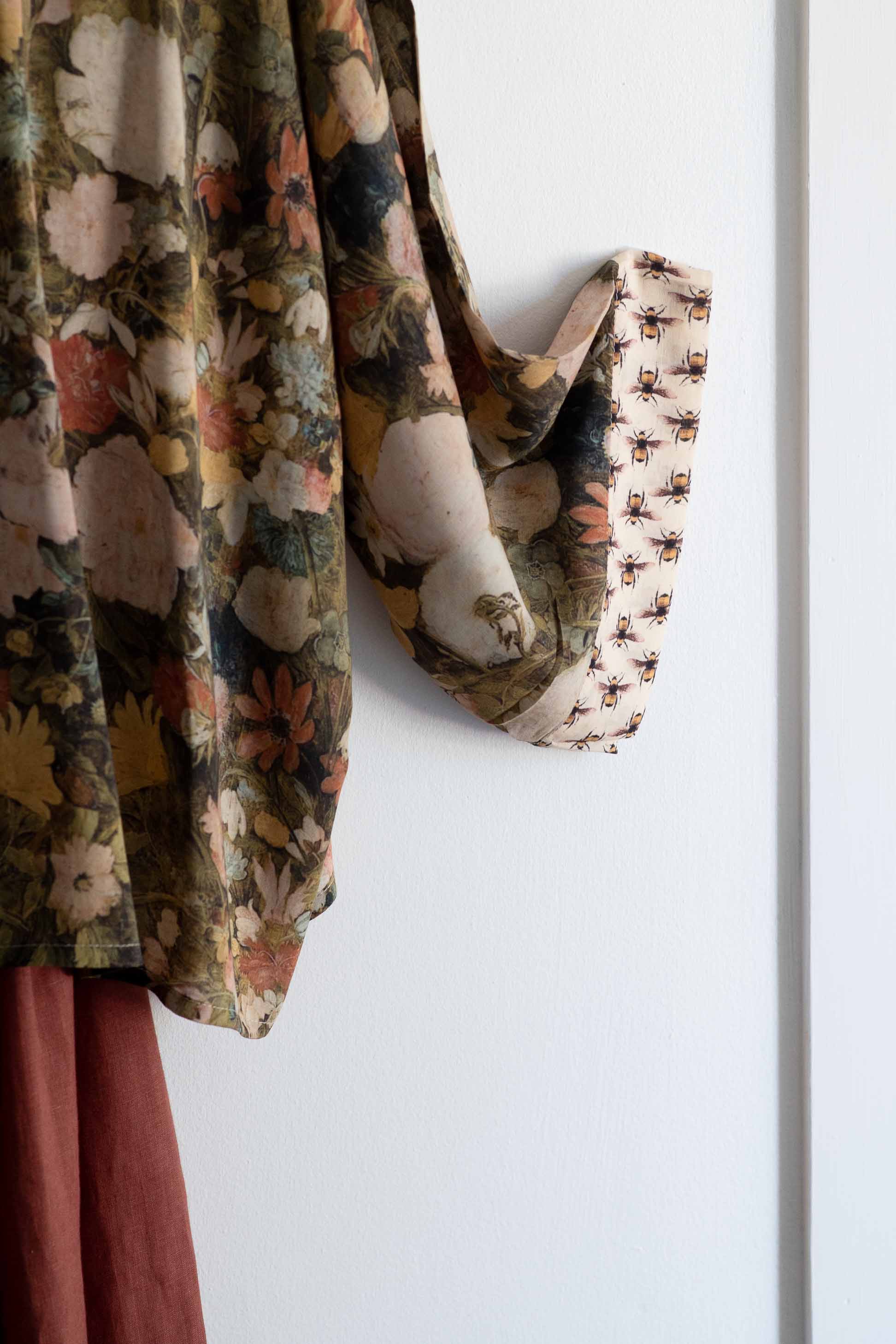 DSC0545 floral blouse with patterned sleeve