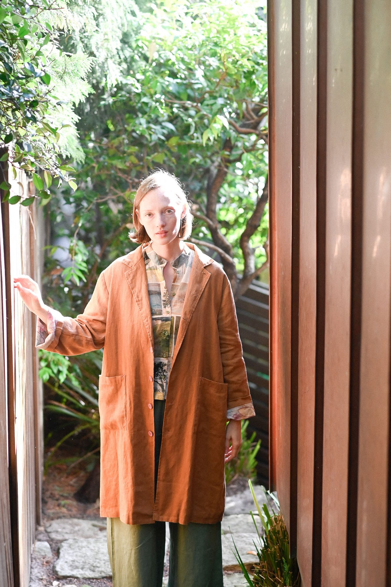 Jenna linen jacket in tan 4