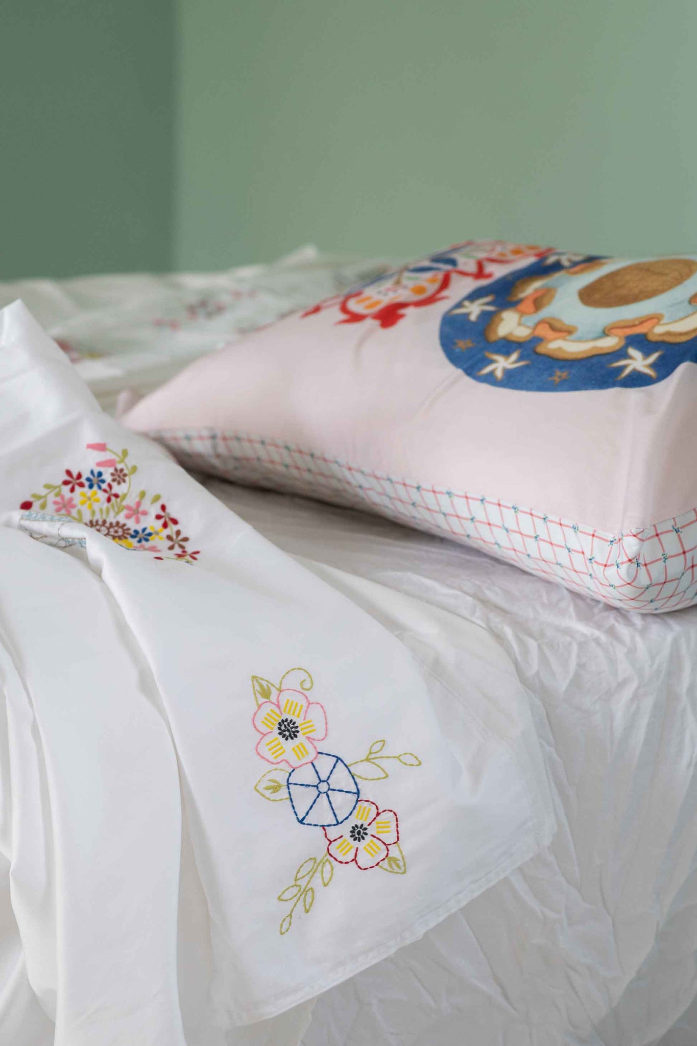 Homespun embroidered top sheet *organic cotton – Lazybones Australia