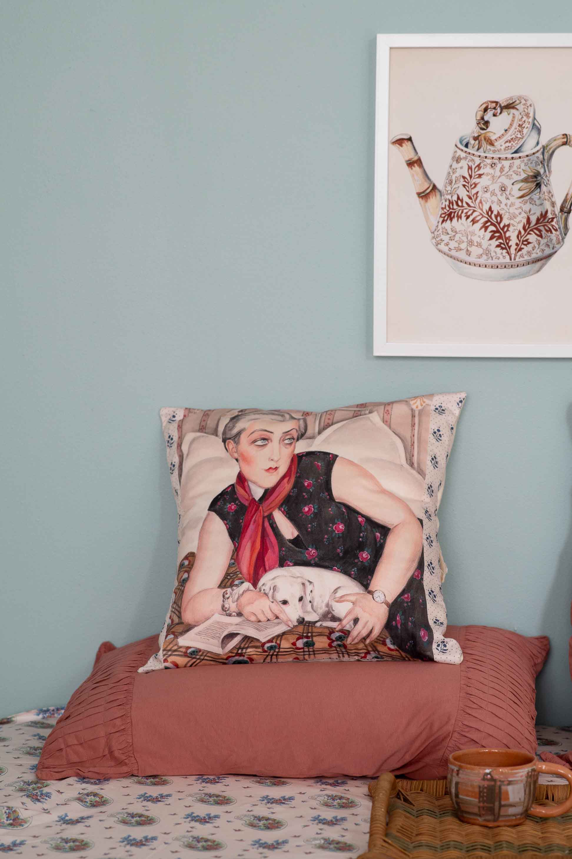 Cushion Cover "Portrait of woman reading"