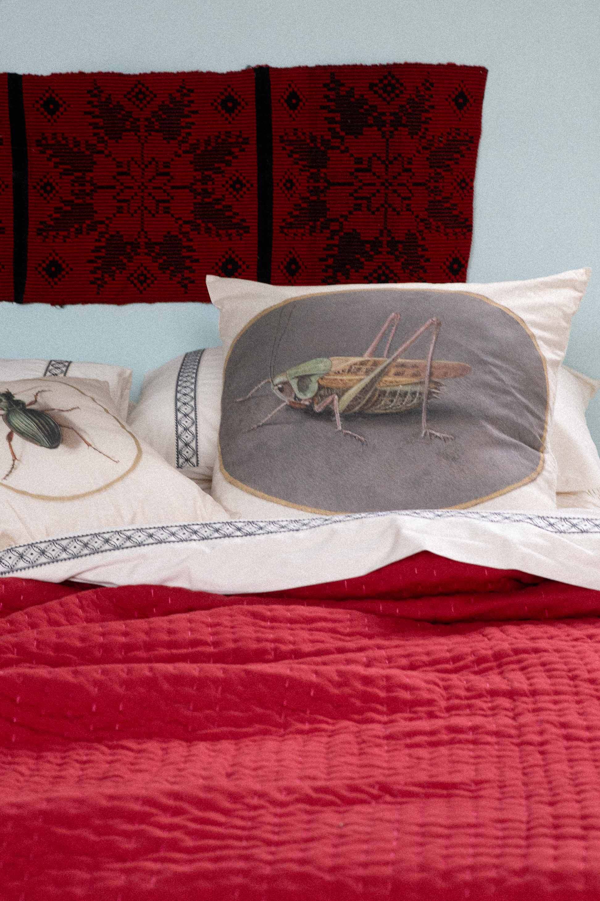 Grasshopper Cushion cover 55x55cm