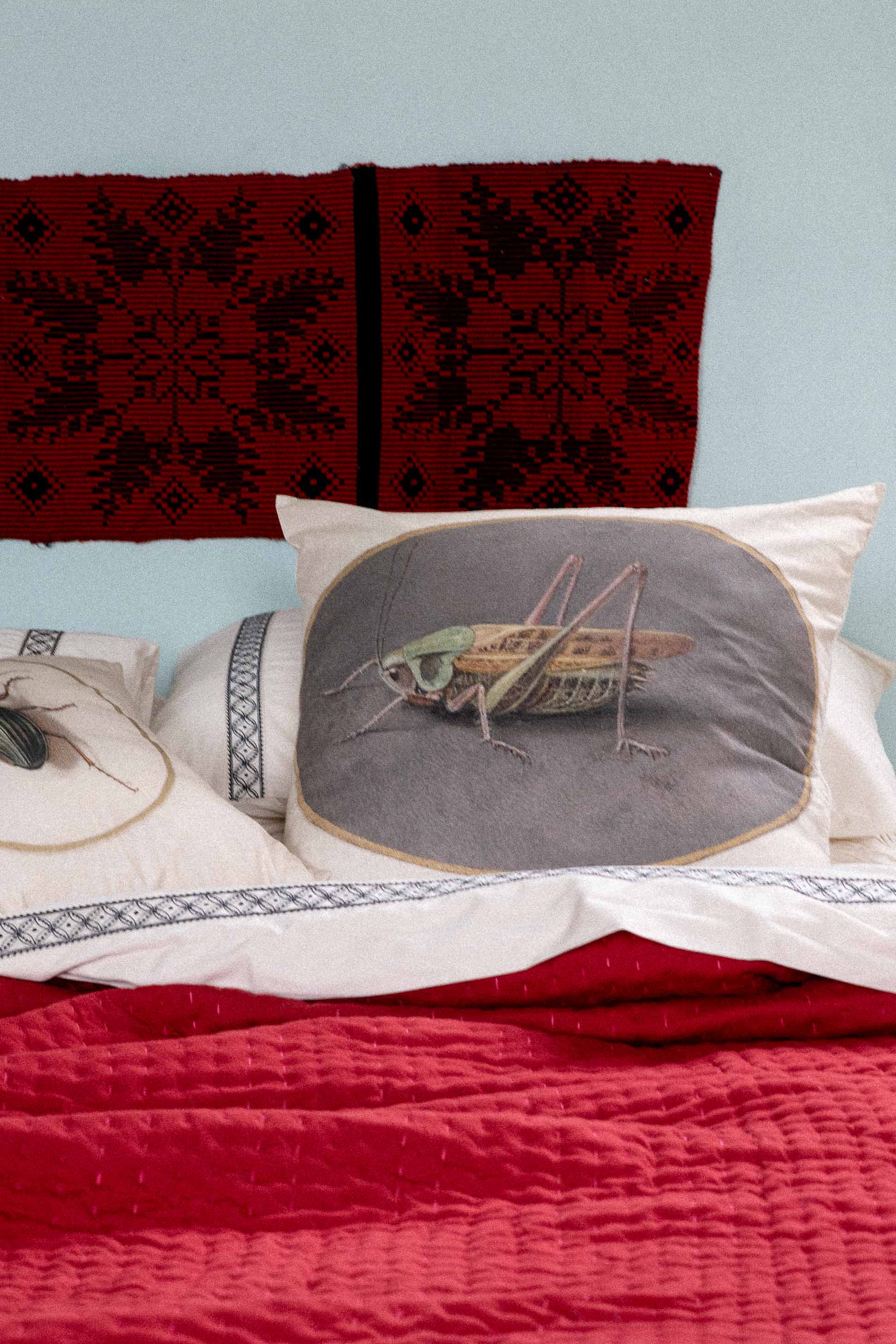 Grasshopper Cushion cover 55x55cm