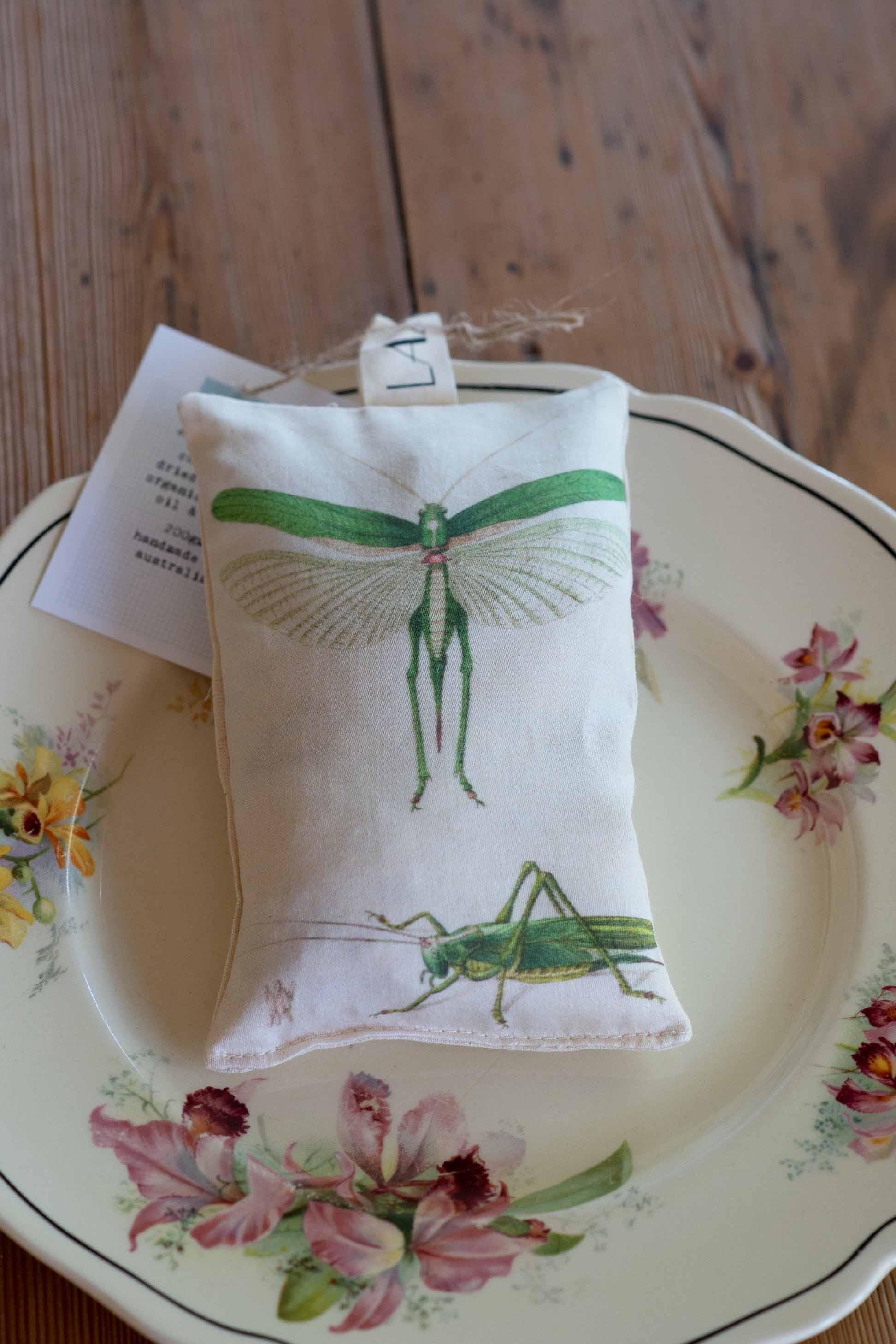 Scented Sachet Grasshopper - Orange/Clove
