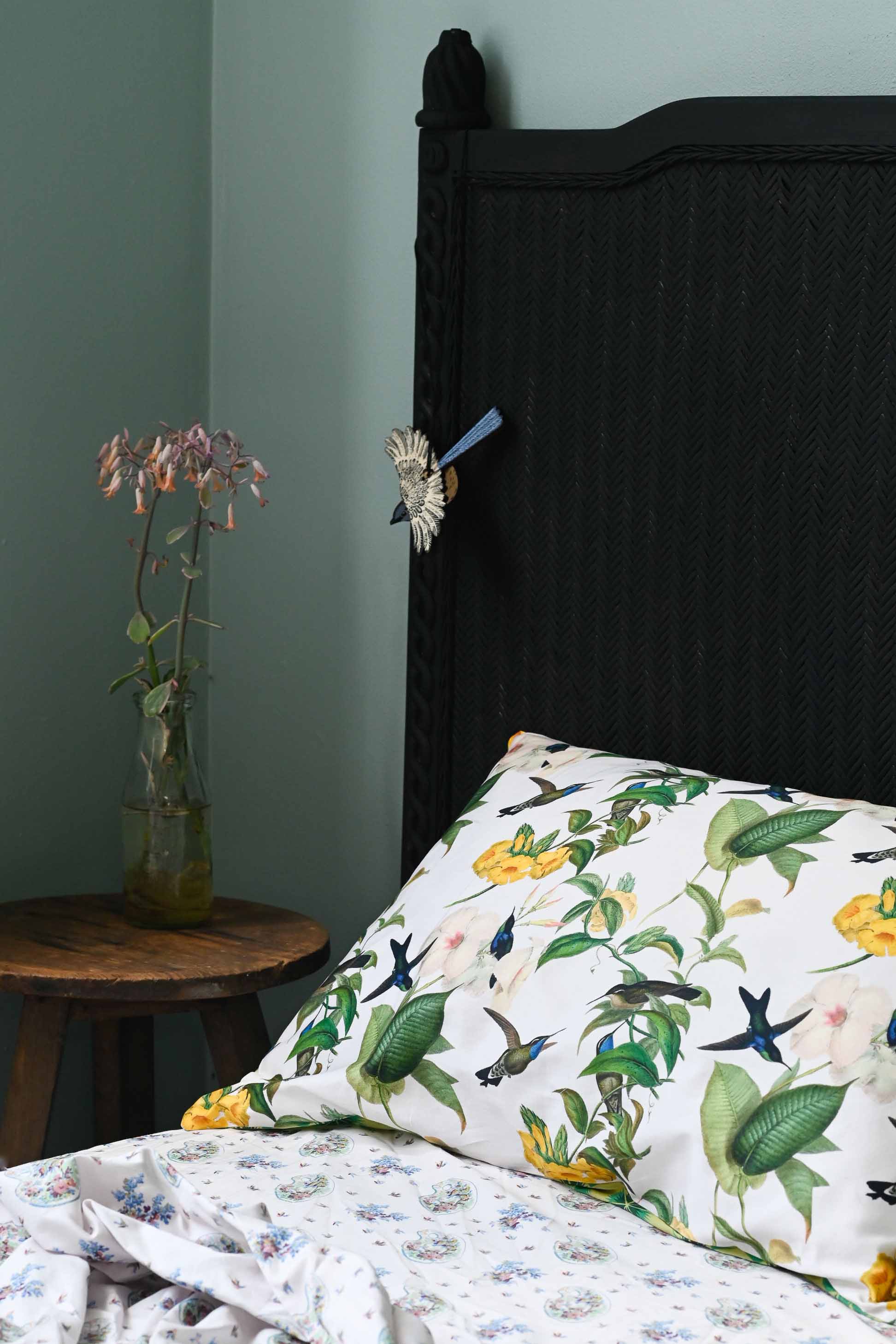 Hummingbird pillowcase set with fairy wren decor