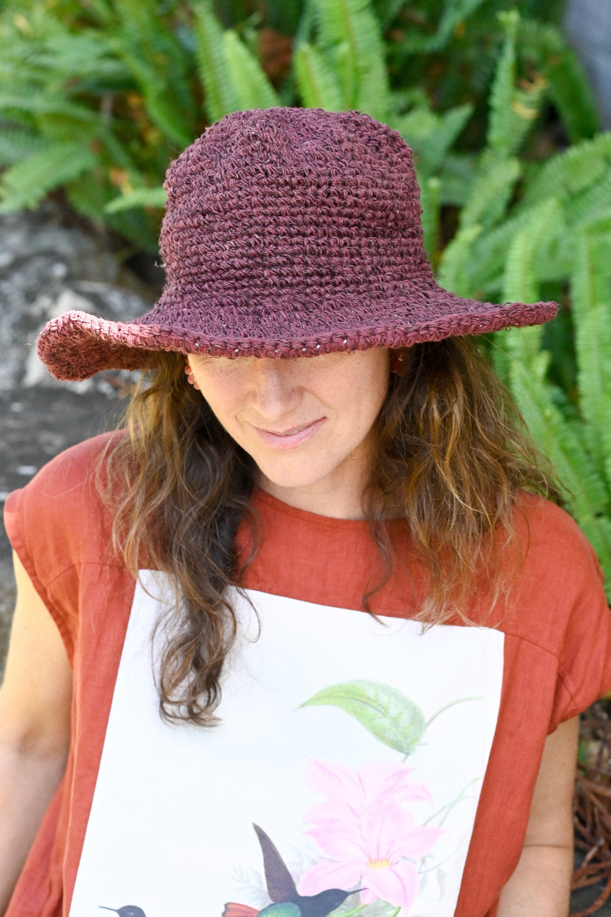 Polly Lightweight Adjustable Hat Merlot