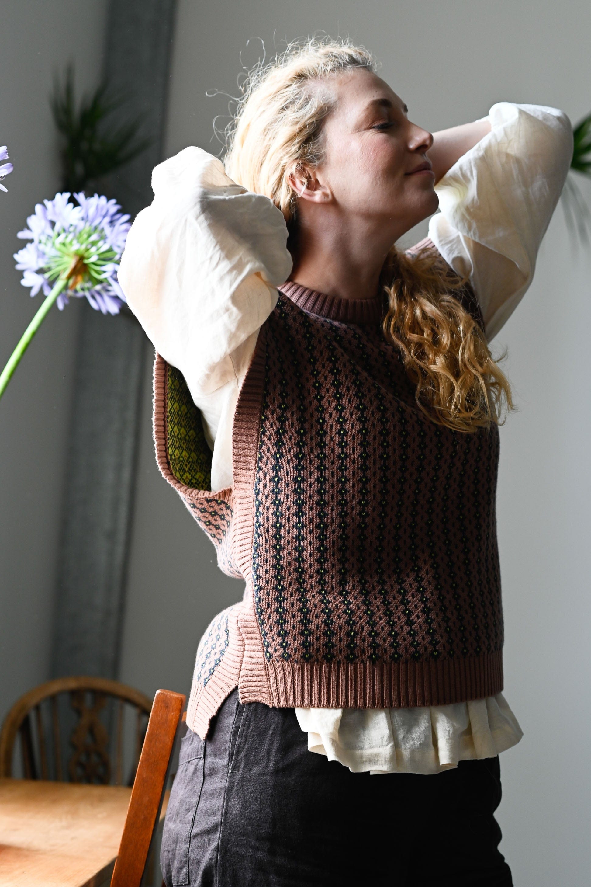 Jo Vest Clove