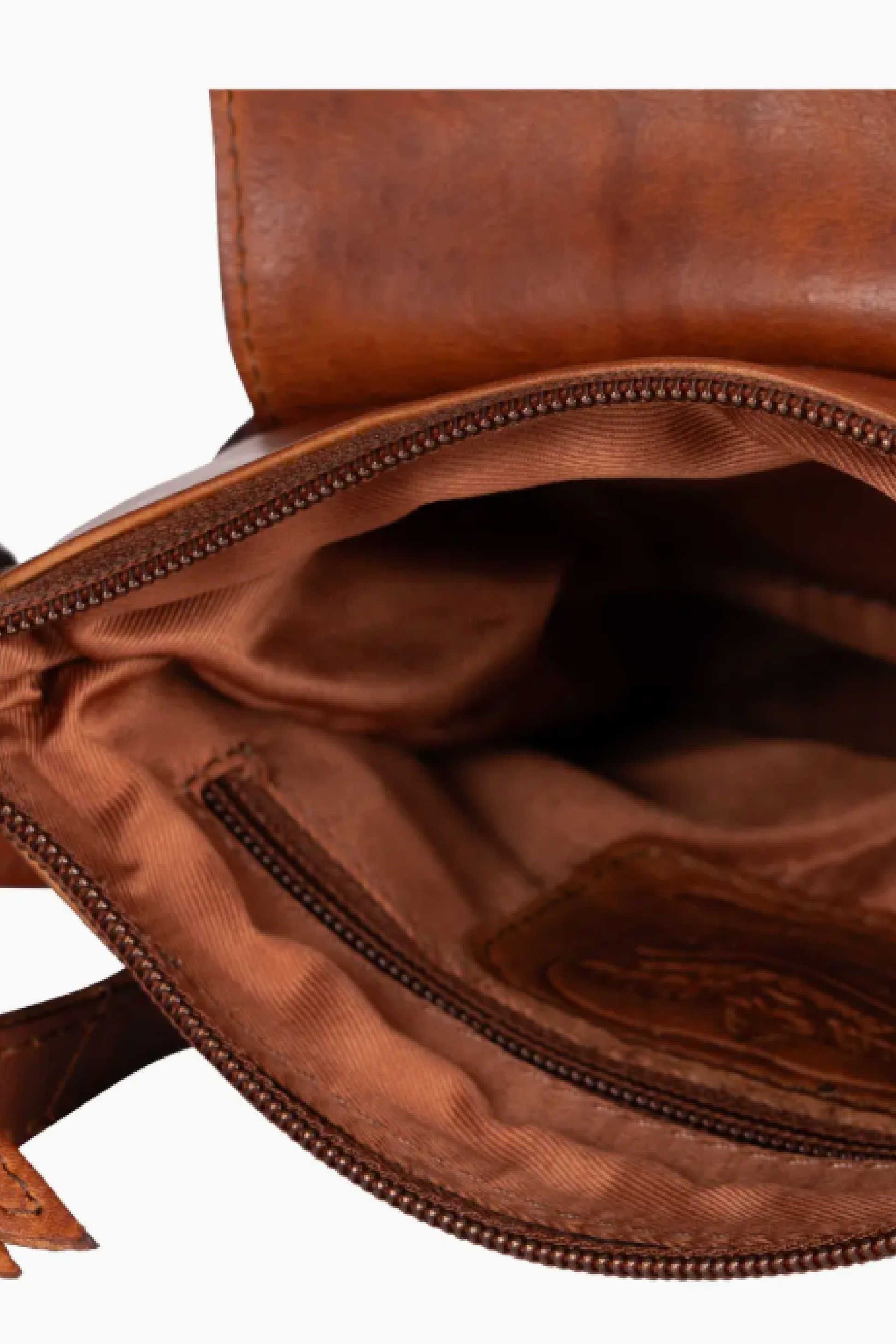 Julia Leather Shoulder Bag Cognac