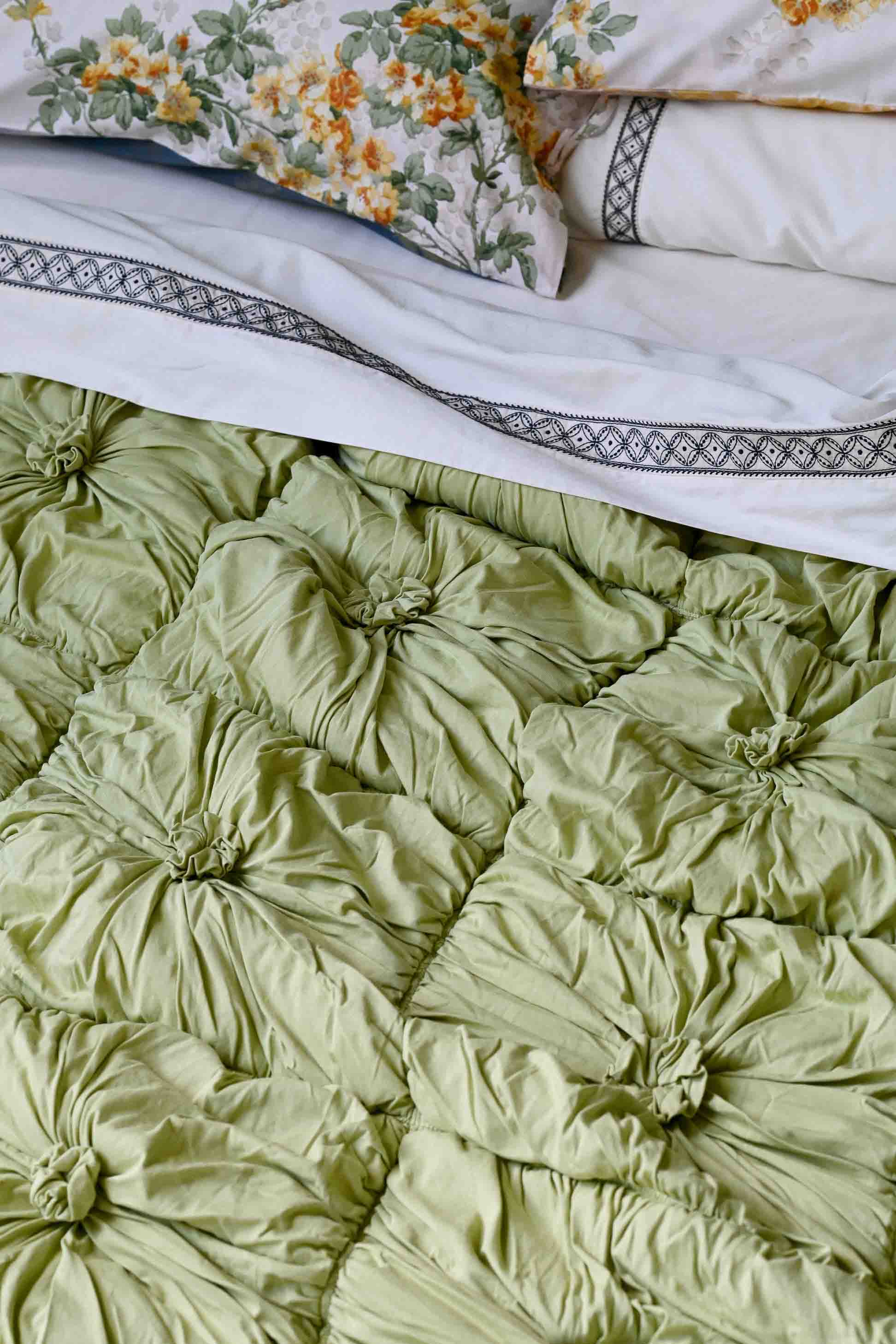Rosette Quilt Green Tea *organic cotton