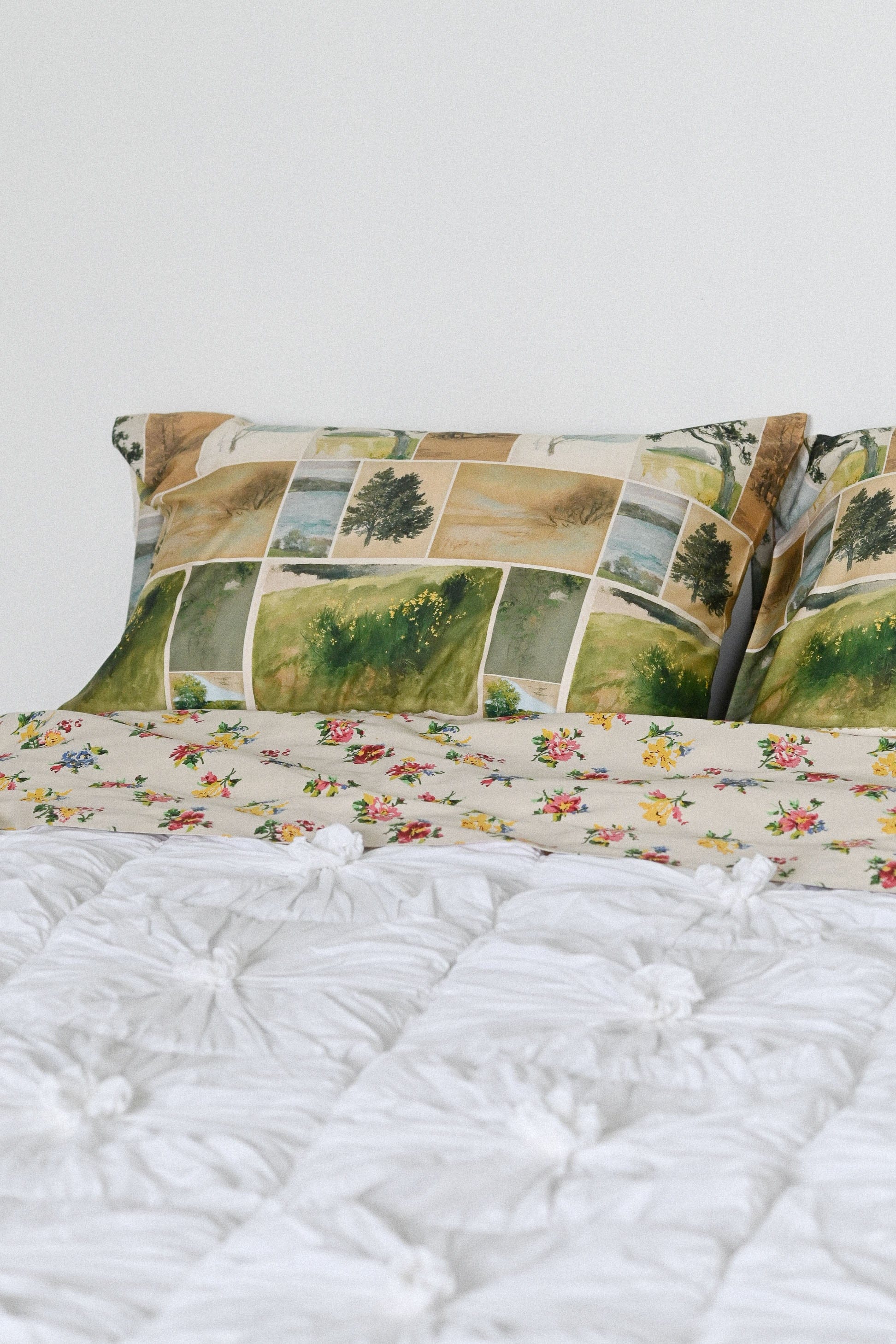 Nature Studies organic cotton pillowcase set
