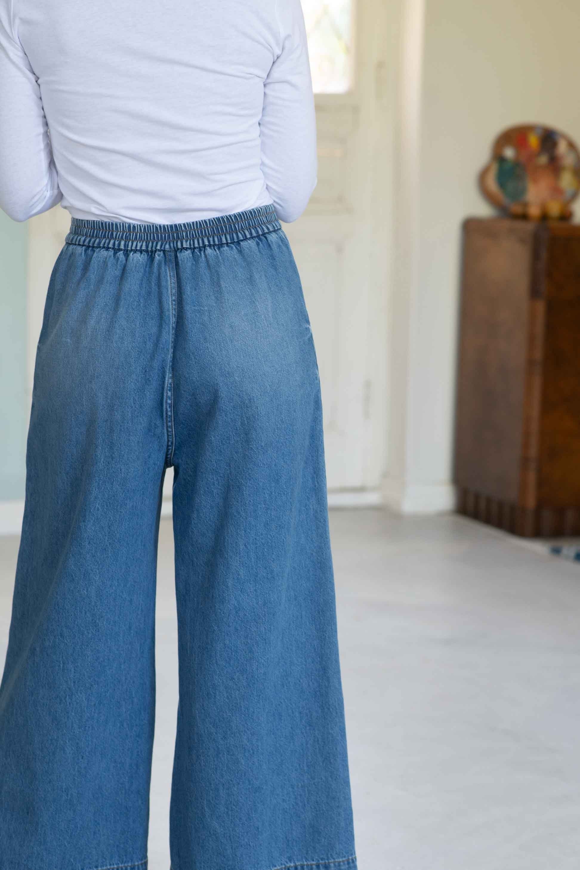 Ollie pant in Denim *organic cotton