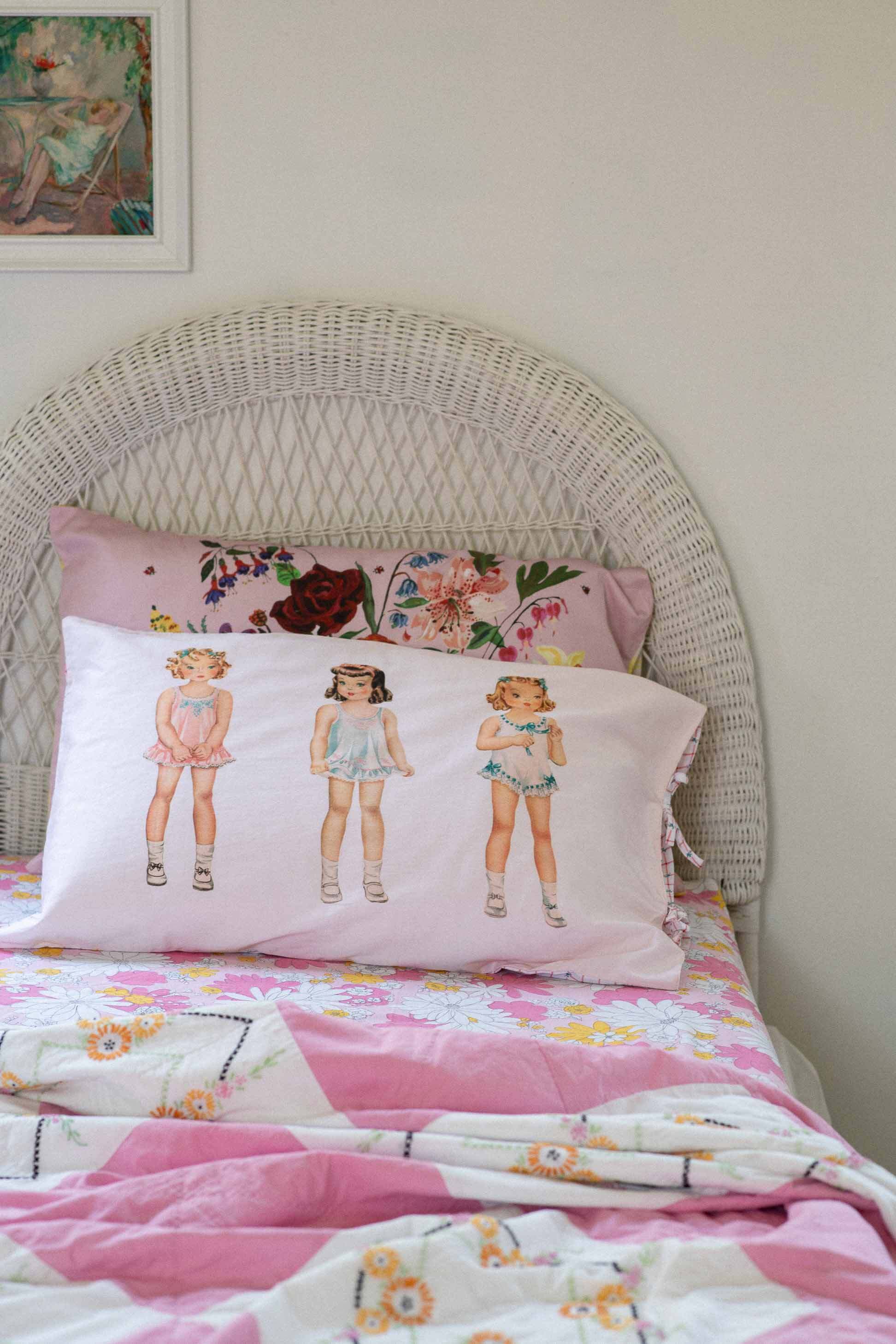 Paperdoll pillowcase *organic cotton