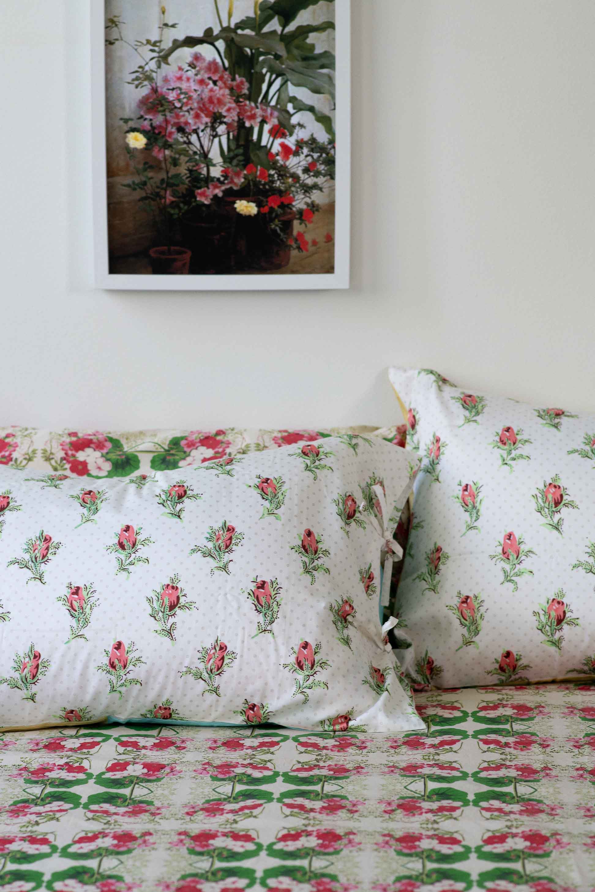 Peonies Pillowcase Set with Pelargonium Print and Art
