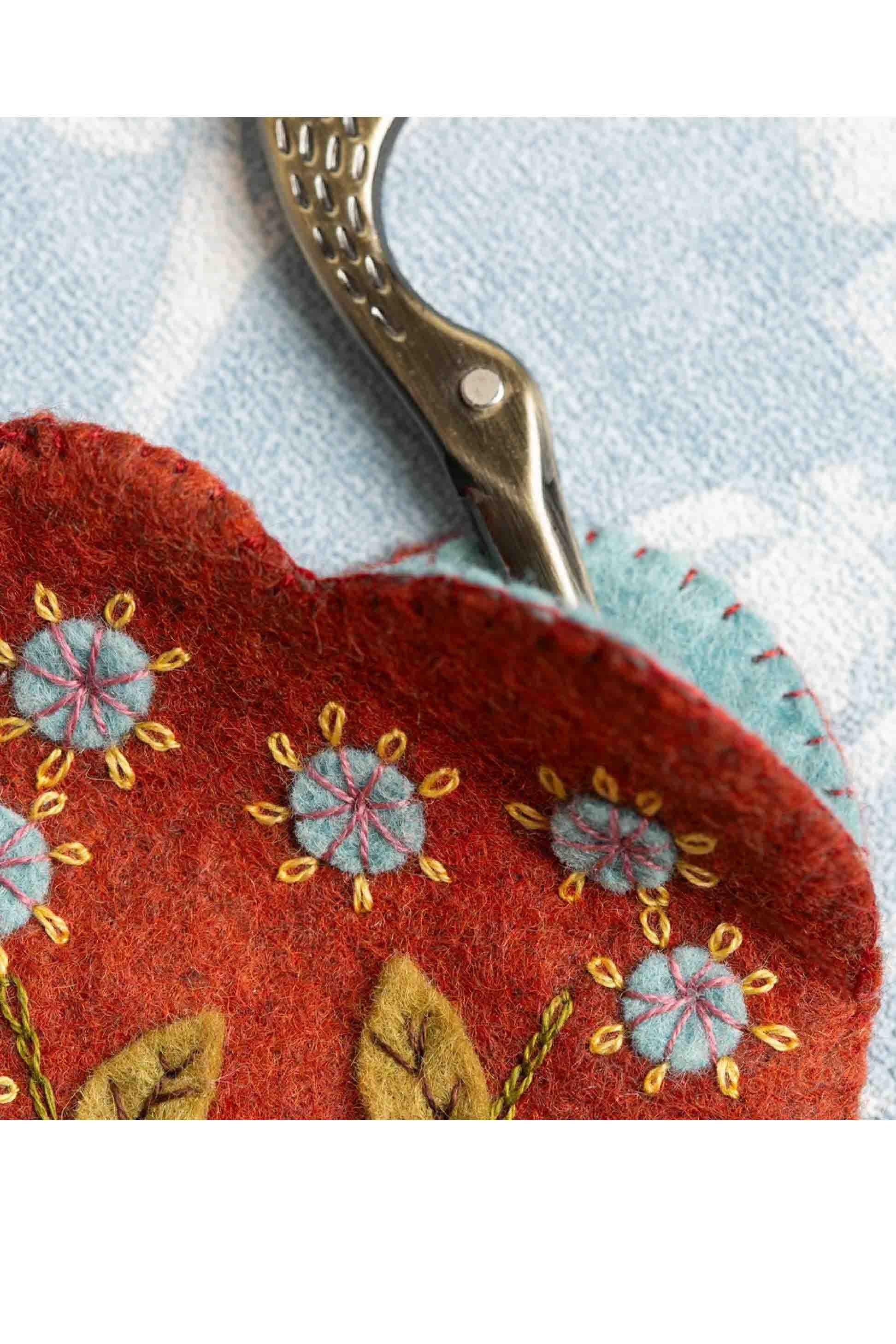 Scissors Pouch & Pin Cushion Embroidery Kit