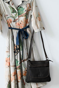 Rotorua Brown Handbag Gianna Vintage Style Dress in Insects print