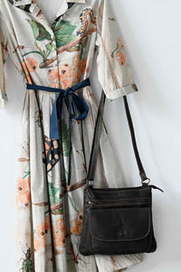 Rotorua Brown Handbag Gianna Vintage Style Dress in Insects print