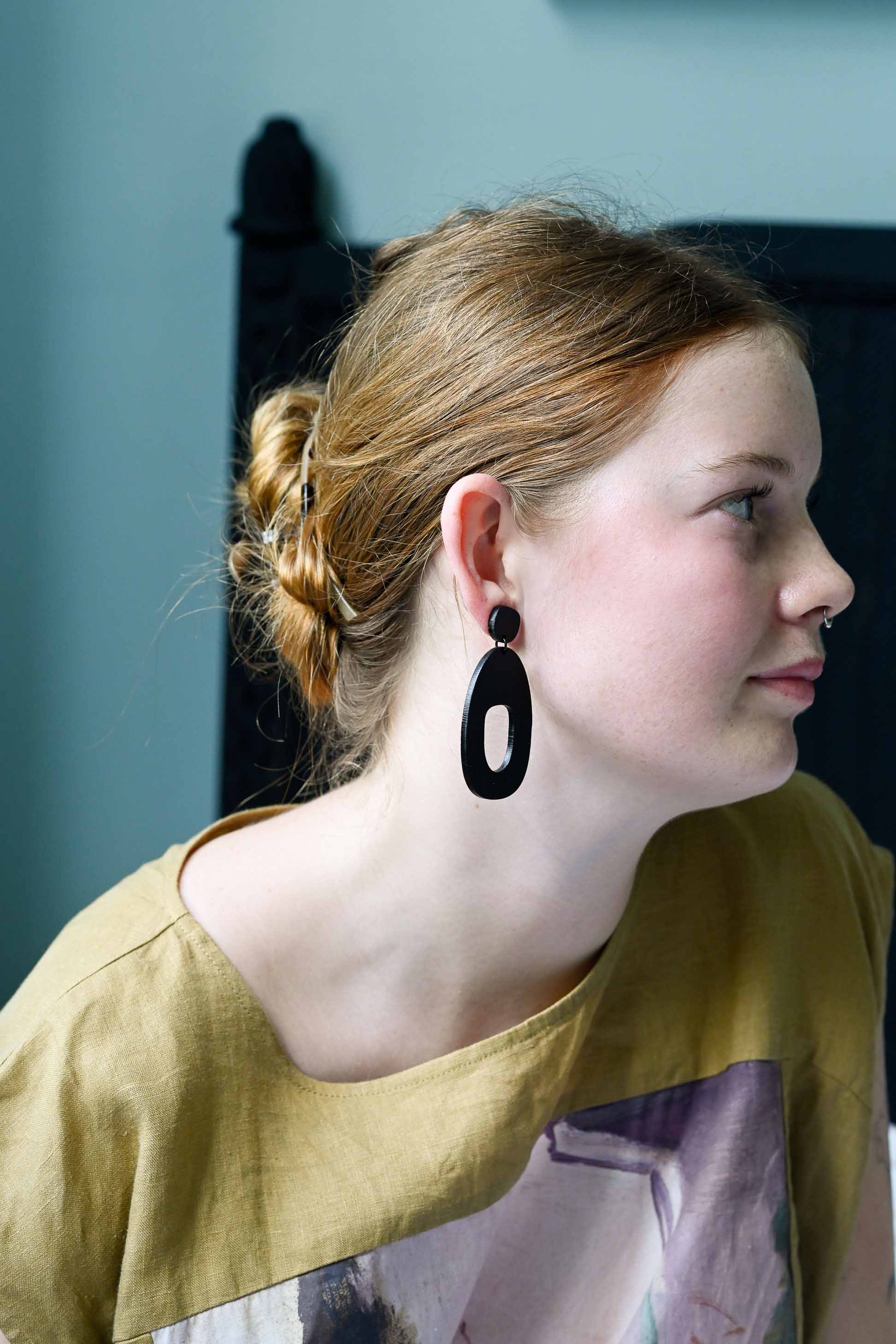 Soko Dangle Earrings Black