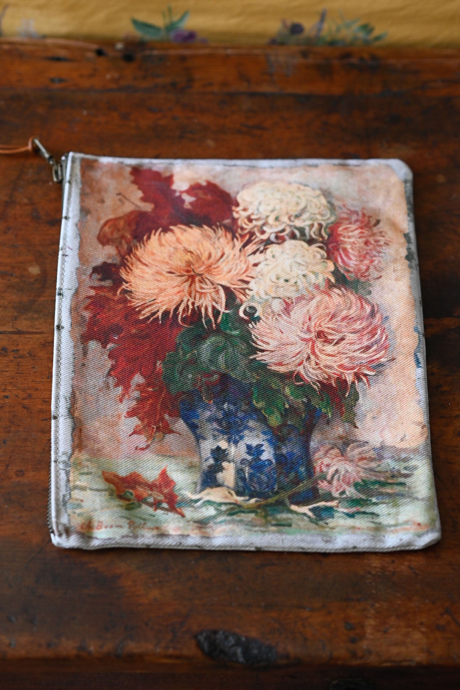 Chrysanthemum Clutch