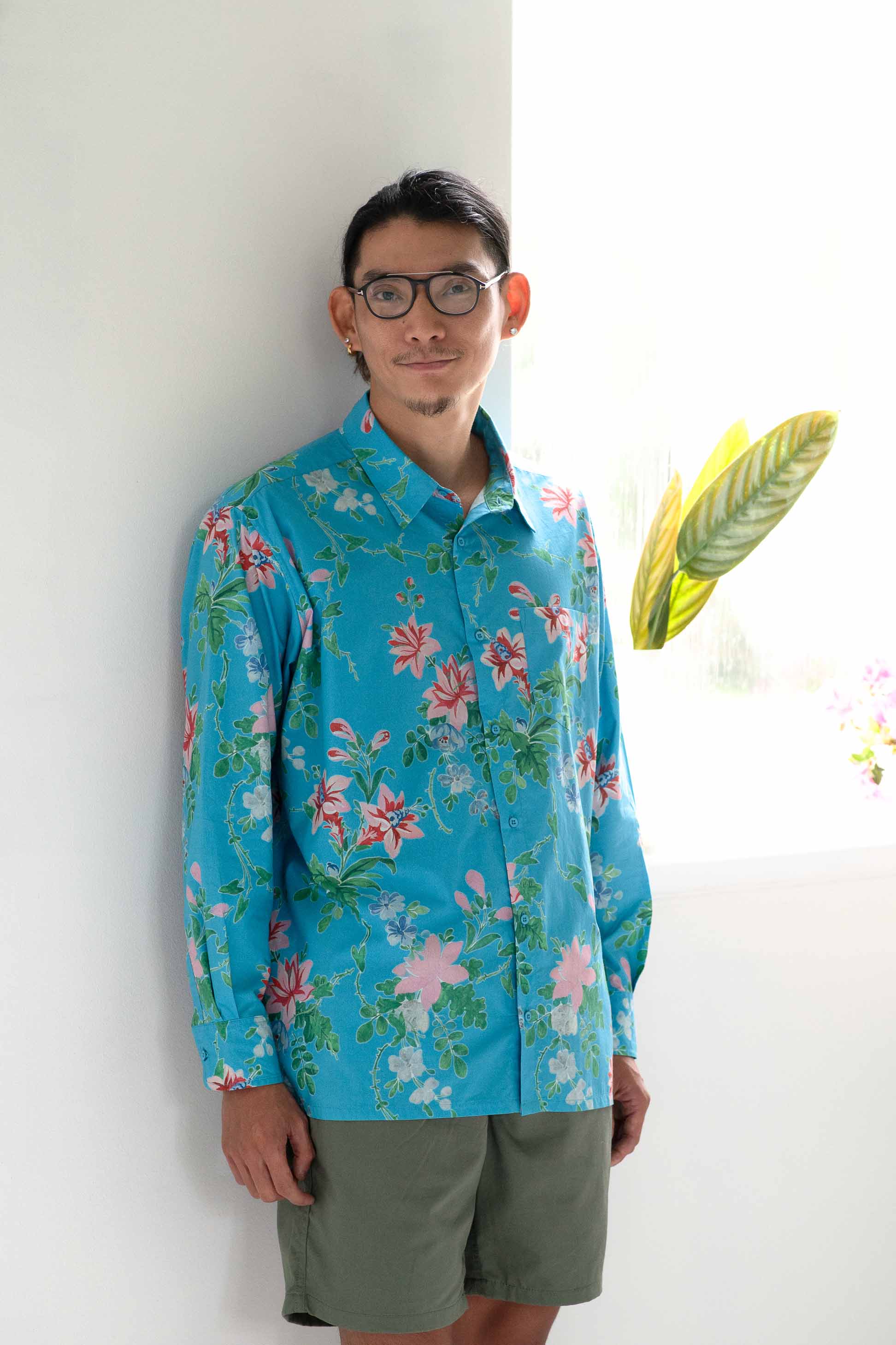 Ted Bluesette in floral shirt, DSC8738