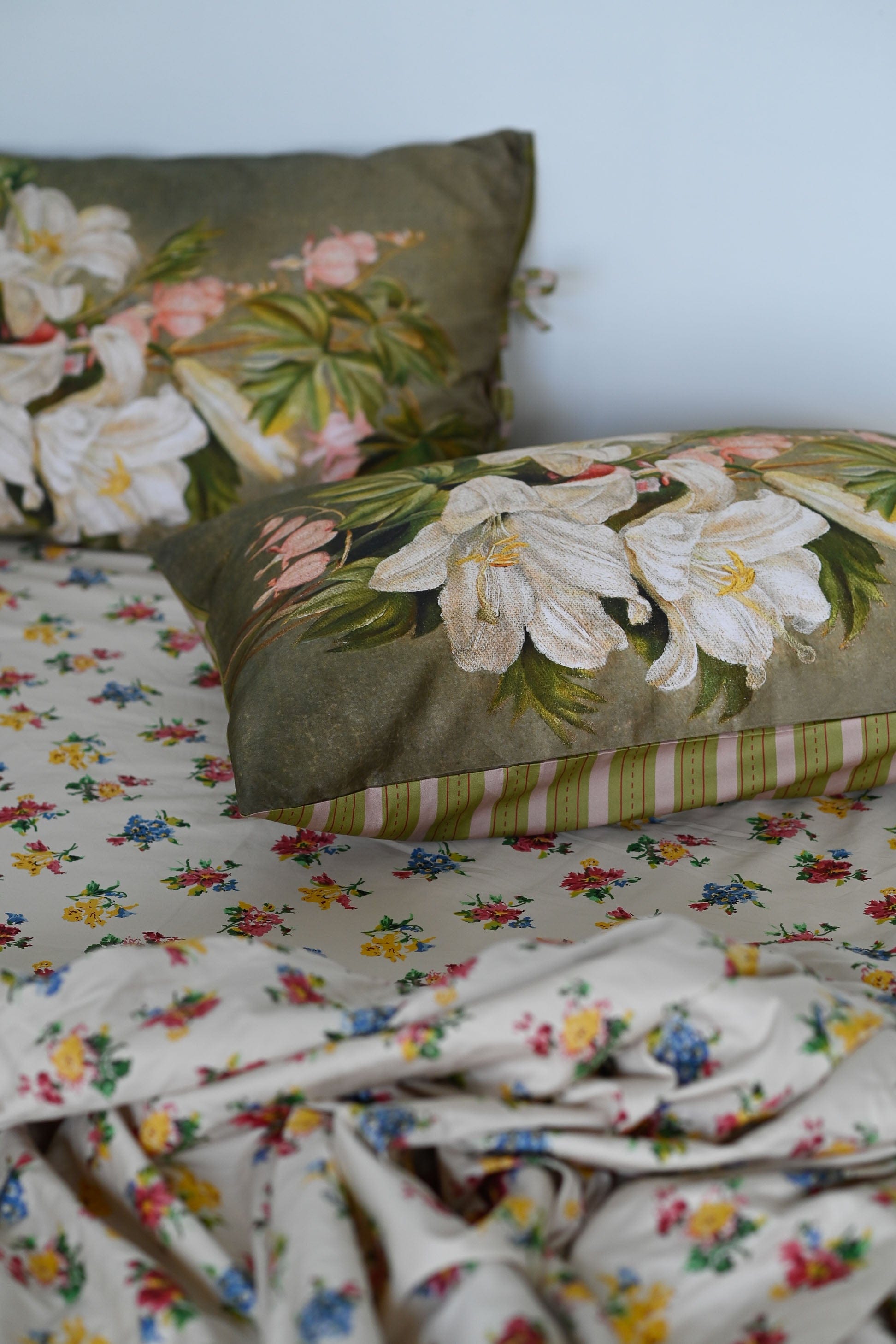 Tiger Lilies organic cotton pillowcase set