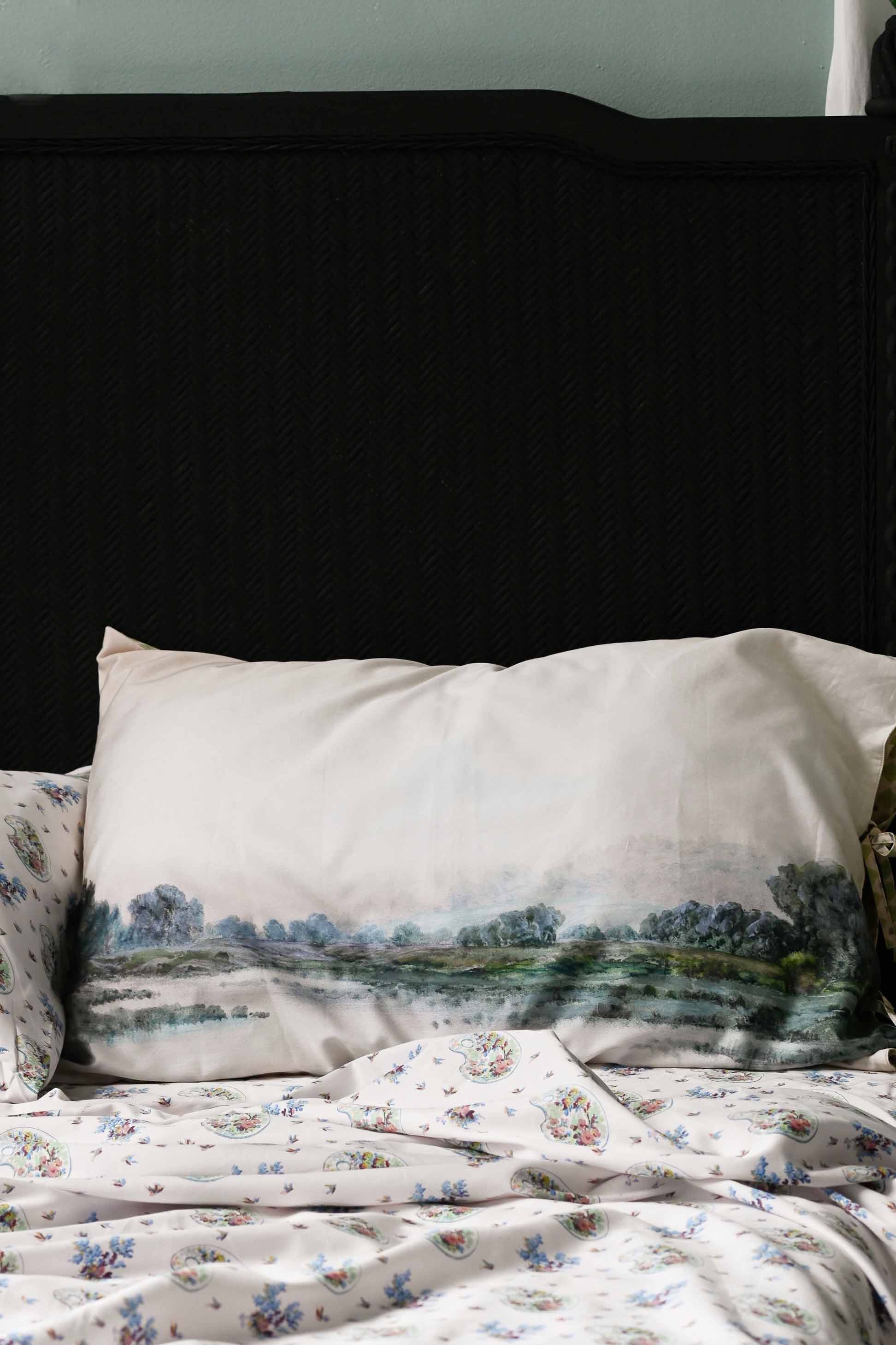 Tranquil pillowcase set with landscape design