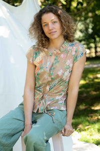 VidaFlora Ollie in mineral green pants and floral top