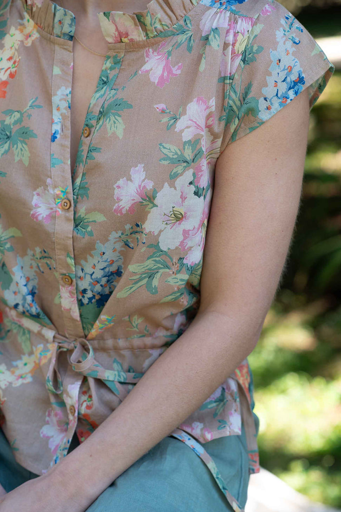 VidaFlora Ollie Mineral Green floral top
