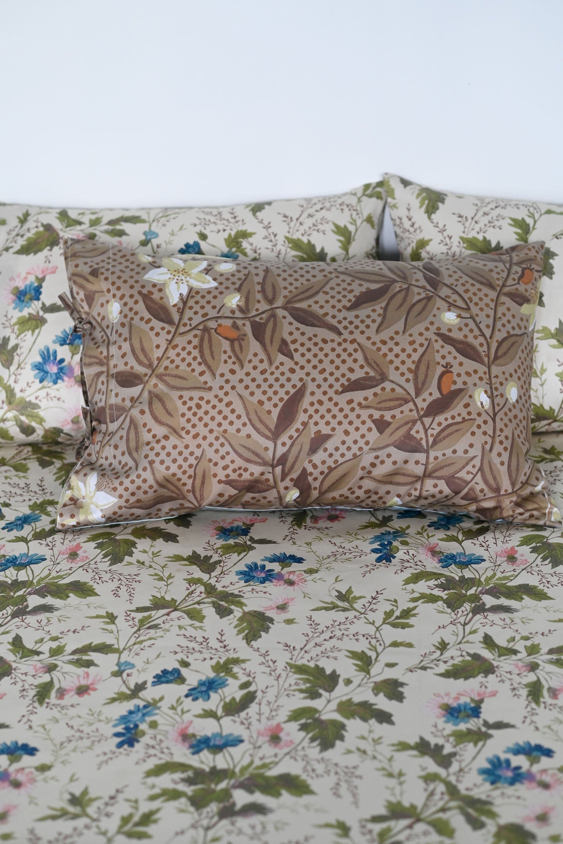 View of Mt Fuji Pillowcase Set