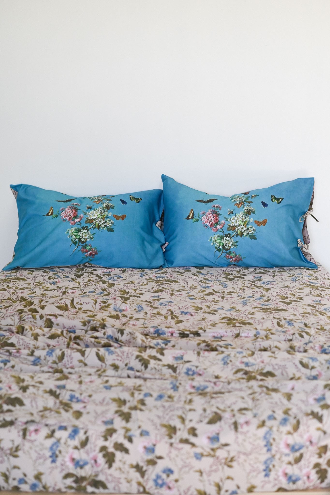 Albertine Pillowcase Set