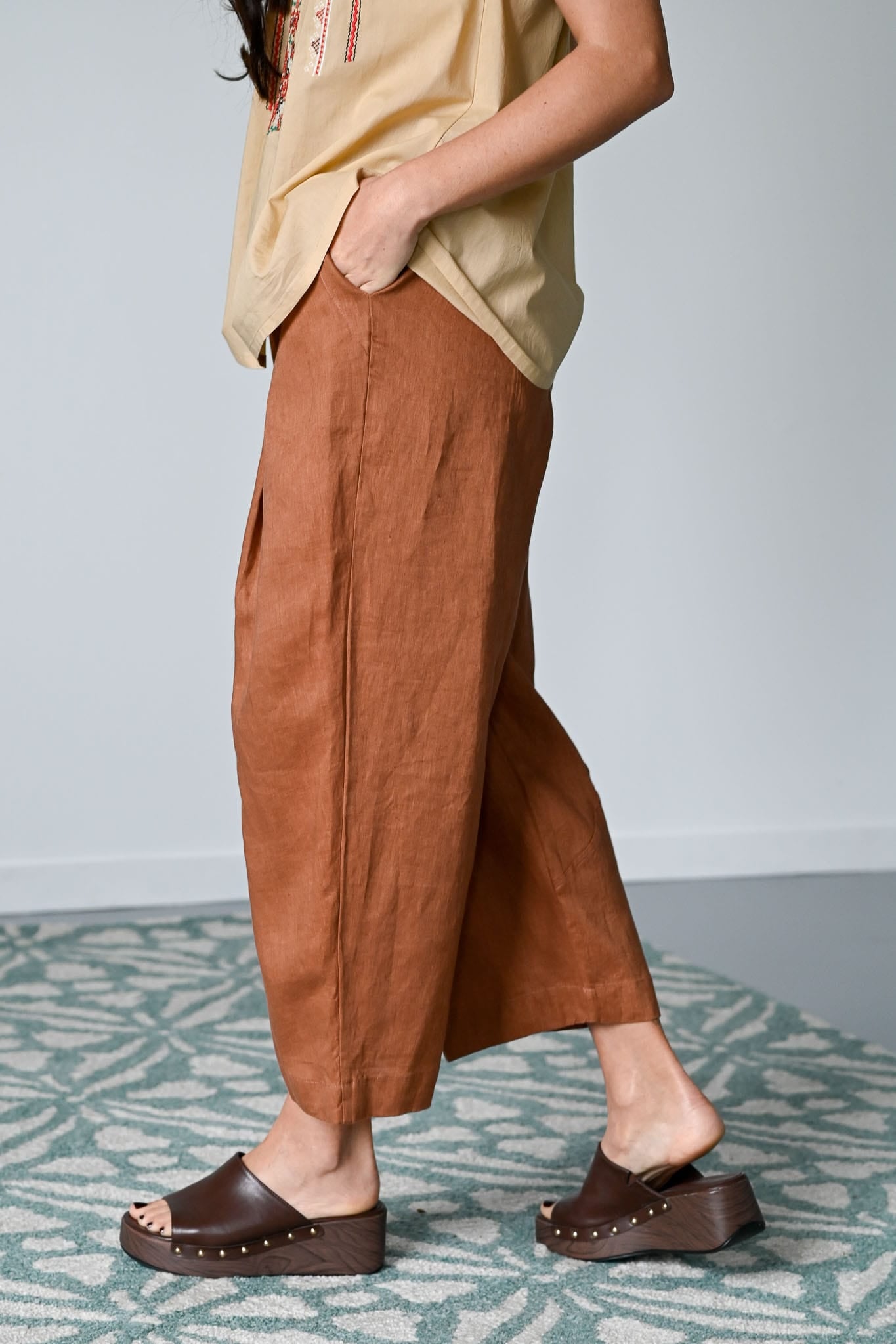 Cora Pant Caramel Cafe