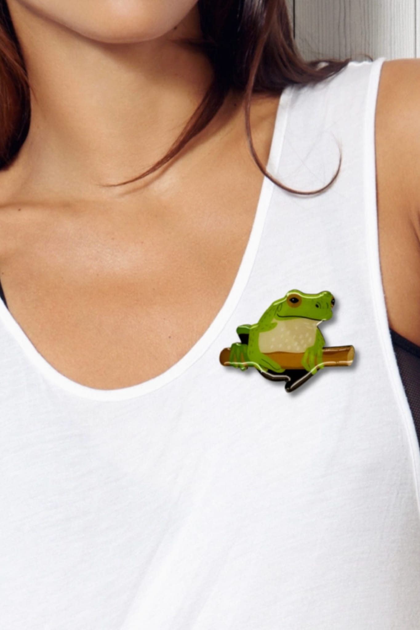 Green Tree Frog Brooch