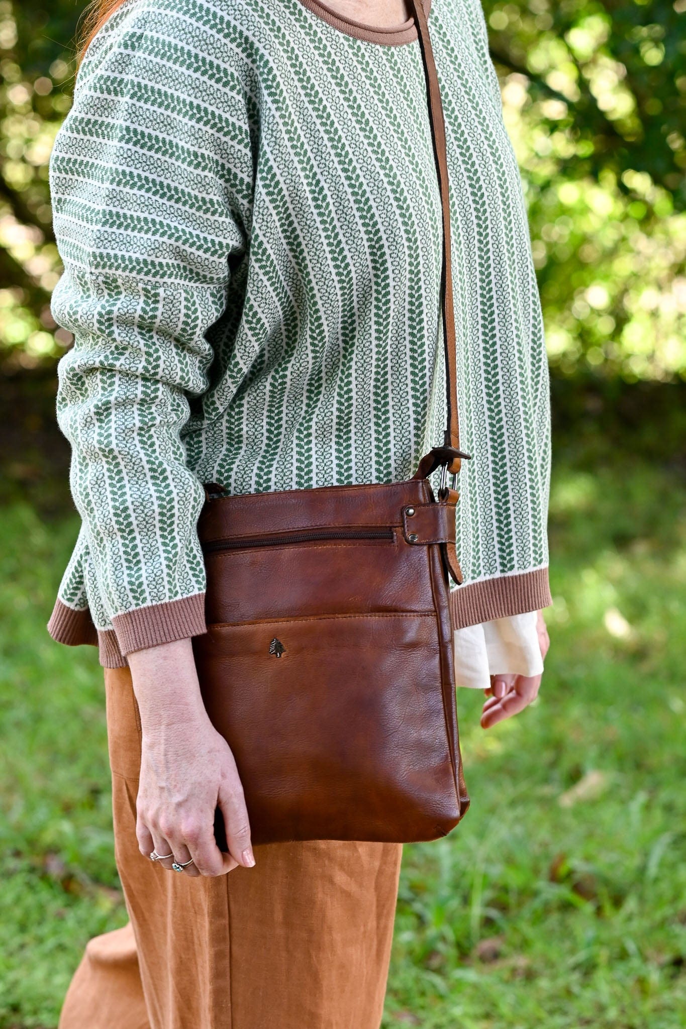 Robbie Leather Shoulder Bag Cognac