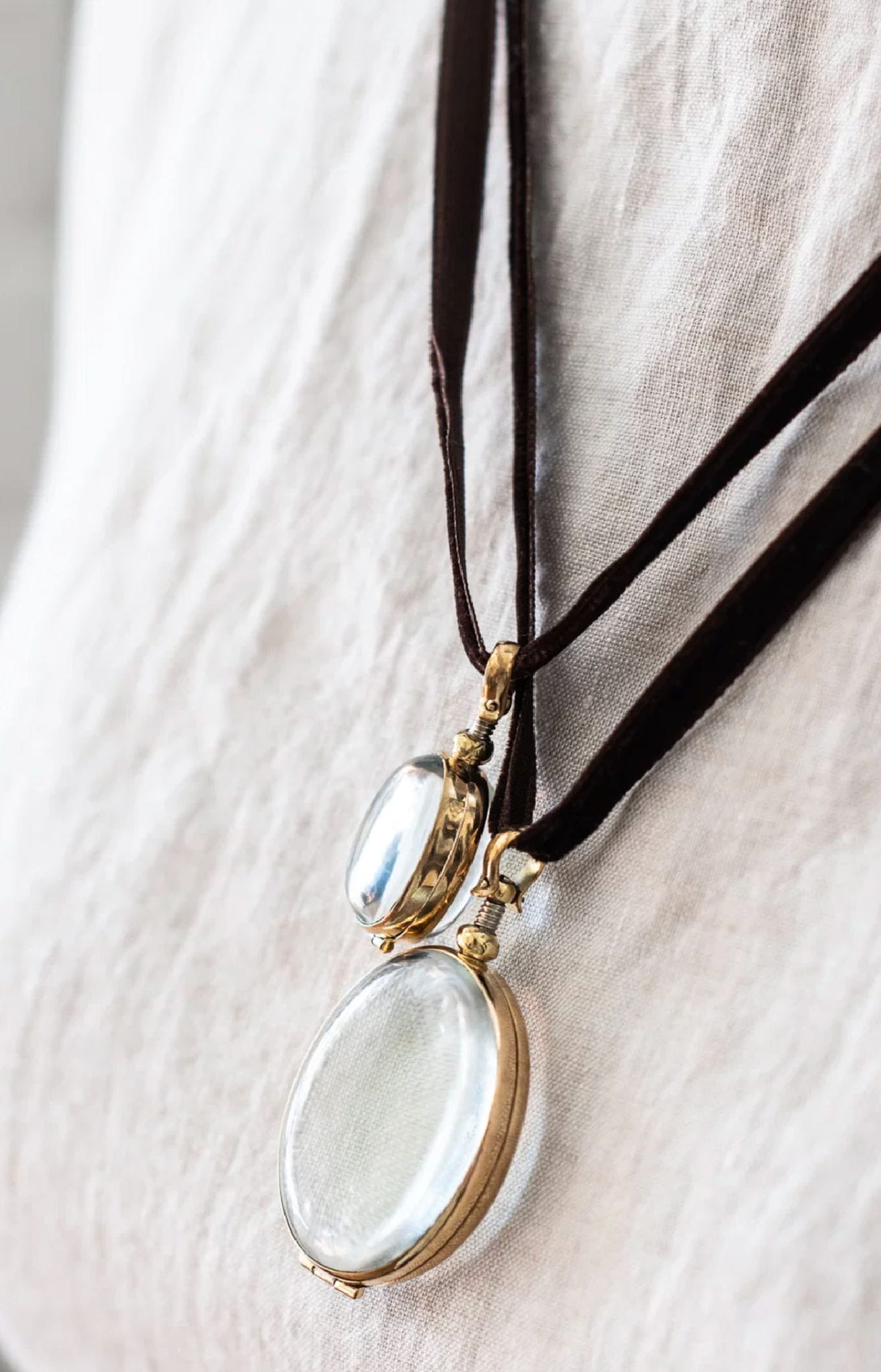Rock Crystal Locket Oval sml
