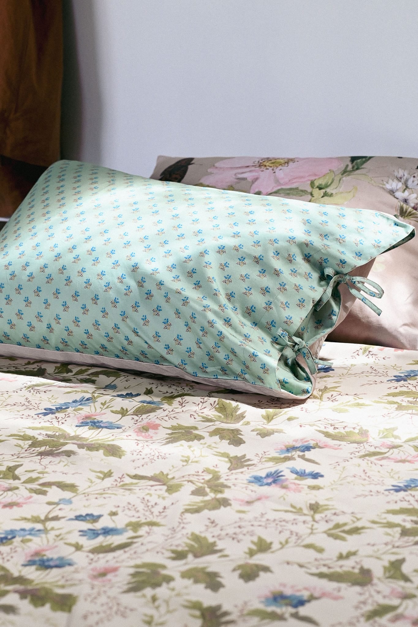 Springtime Pillowcase set