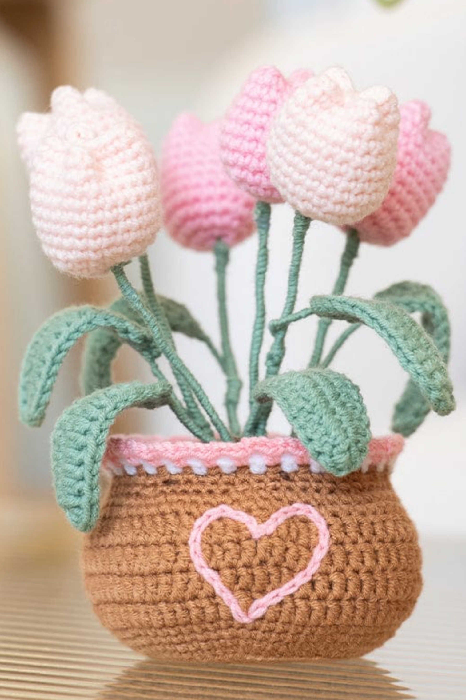 Tulip Pot Beginners Crochet Kit